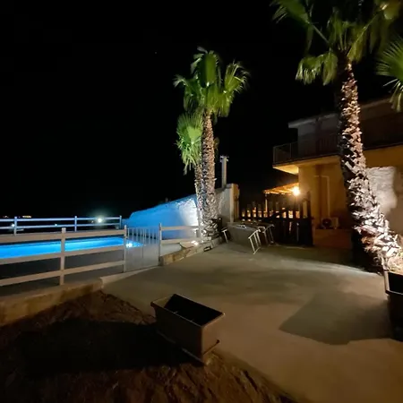 Agriturismoeloropizzuta Apartmán *