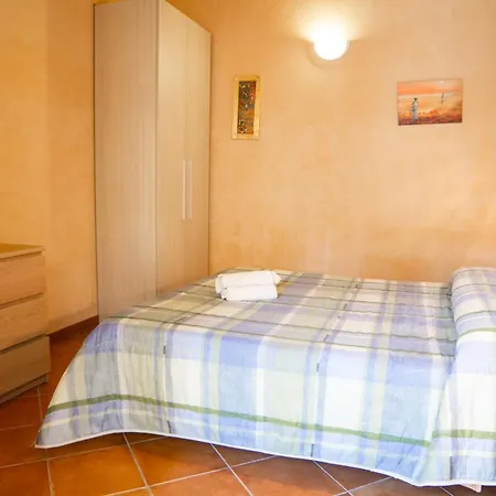 Apartment Agriturismoeloropizzuta